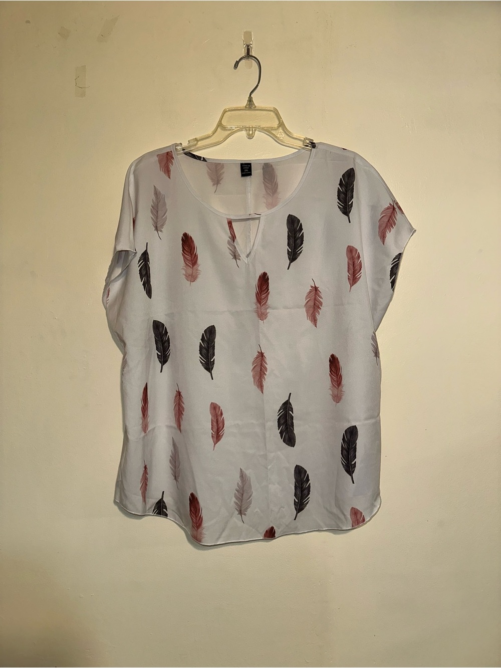 Lightweight Feather Design Blouse